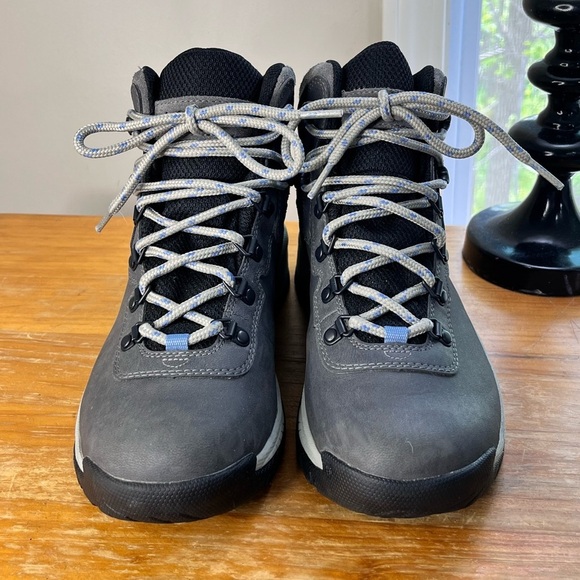 Columbia Women’s Newton Ridge Plus Waterproof Hiking Boots - Picture 7 of 15